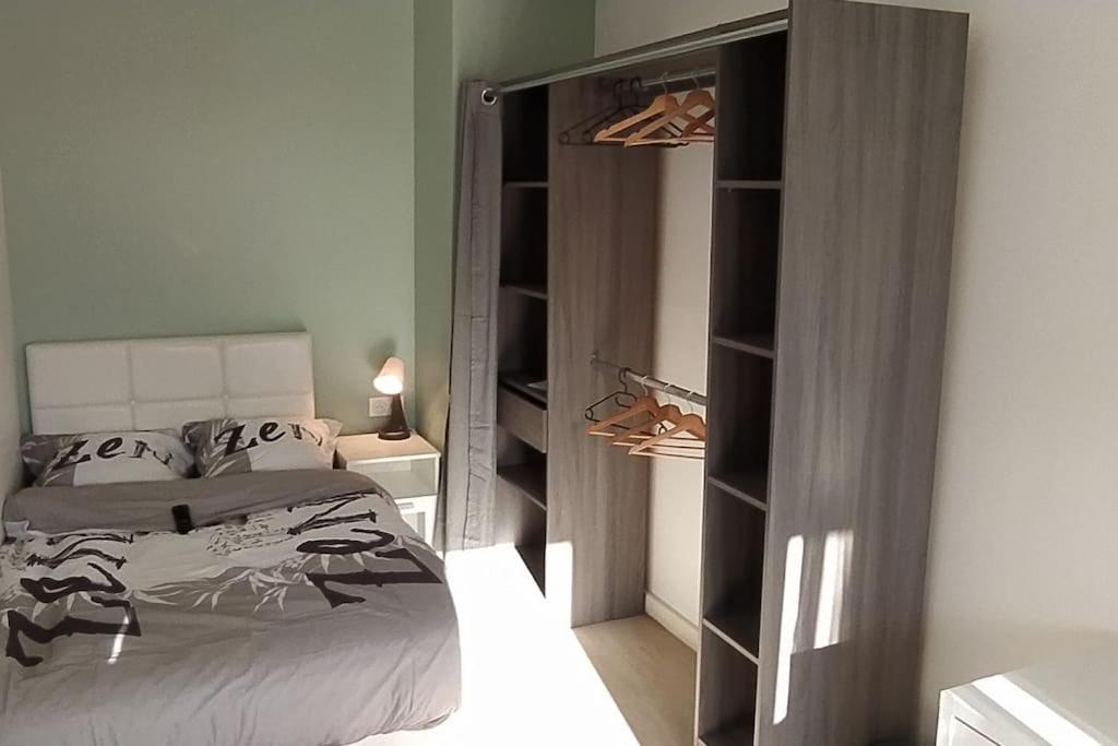 Apartamento Parisian Cosy Flat With Balcony Argenteuil Exterior foto