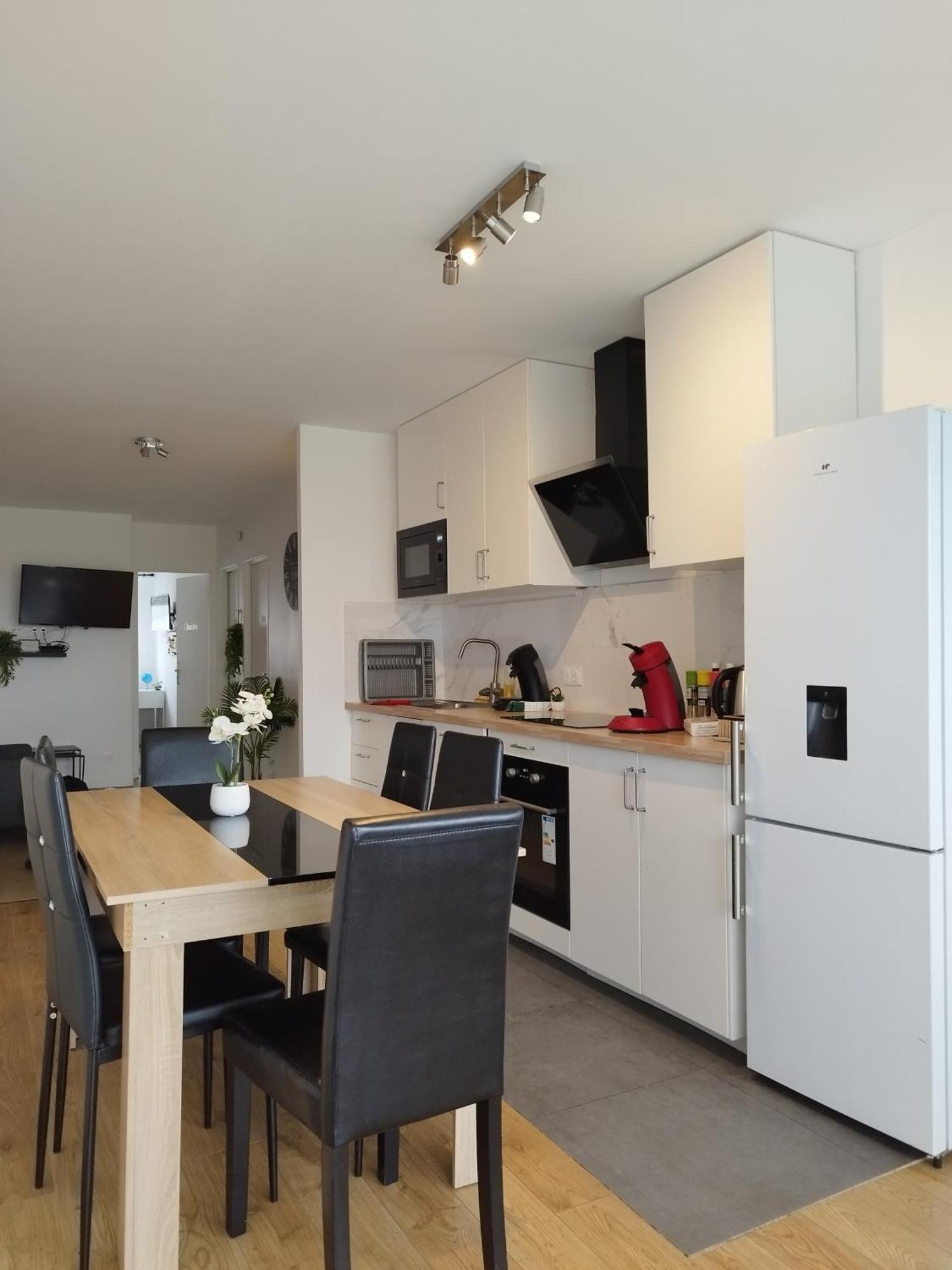 Apartamento Parisian Cosy Flat With Balcony Argenteuil Exterior foto